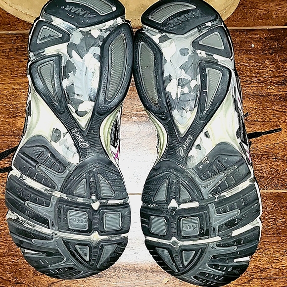 Asics SZ 6 Black/Pink Camouflage Running/Training Sneakers - Picture 8 of 10